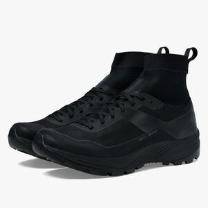 Arc’teryx Vertex GTX Shoe
Size 9.5